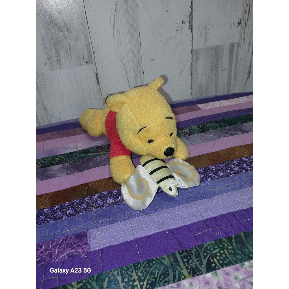 Disney Vintage Winnie the Pooh on Belly with Bumblebee Plush Stuffed 9 x 4.5"